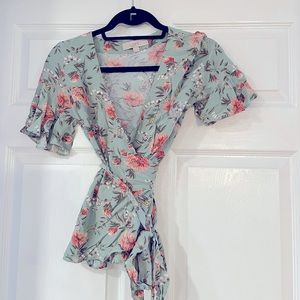 Petite XXS green floral wrap blouse